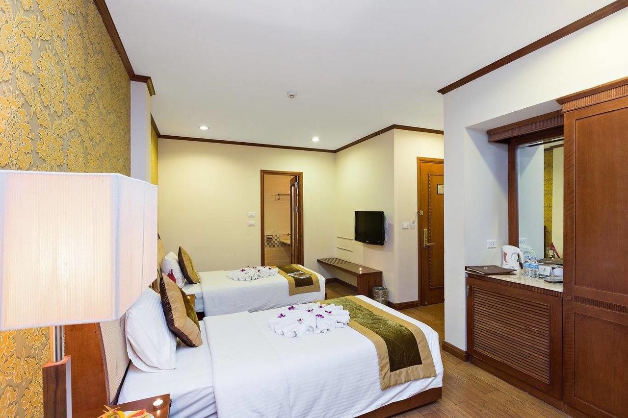 Sunset Westlake Hanoi Hotel Bagian luar foto