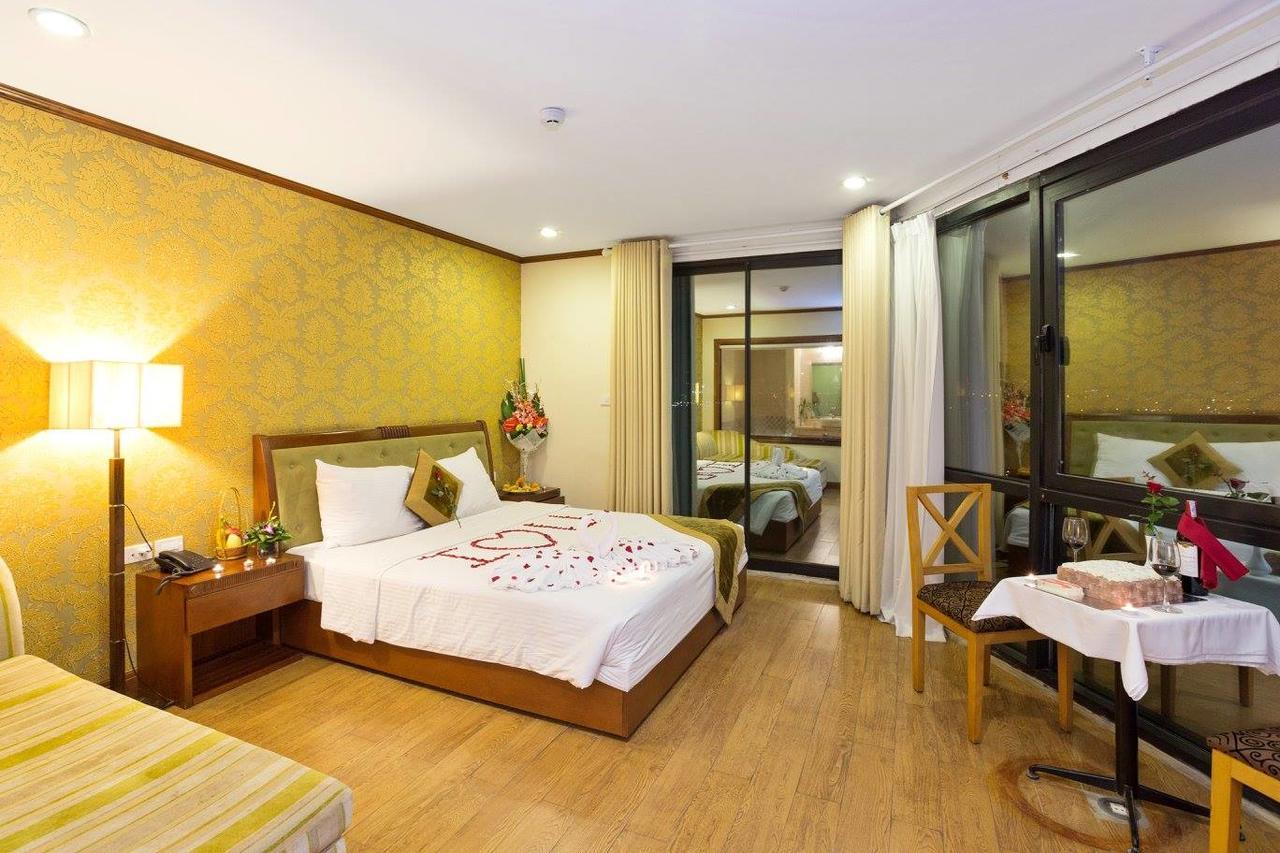 Sunset Westlake Hanoi Hotel Bagian luar foto